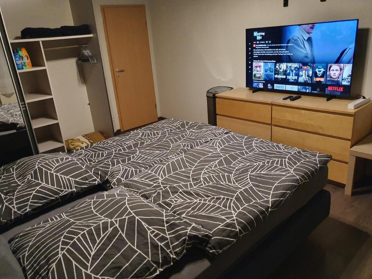Schlafzimmer, Ruhige Lage In Meppen --- Check-In Mit Schluesselkasten Exterior foto